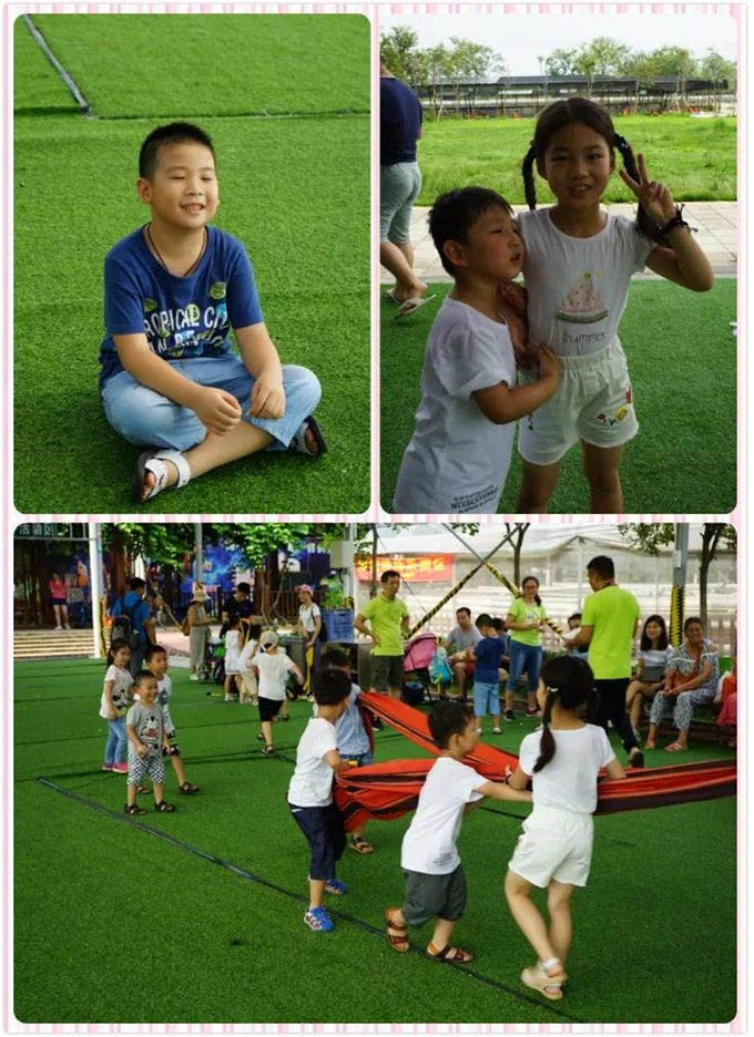 大汗淋漓的臉上，是比夏日的陽(yáng)光還要燦爛的笑容