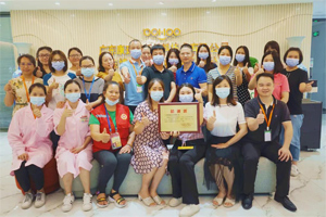 捐獻(xiàn)青春熱血，彩繪人生畫卷